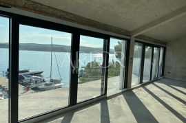 Jadranovo, novogradnja 1.red do mora, na drugom katu!!, Crikvenica, Appartement