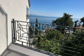 Opatija, prekrasna kuća sa stanovima, Opatija, Σπίτι