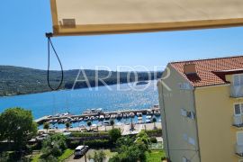 CRES GRABAR, 70 M2, minuta do mora!, Cres, Kвартира