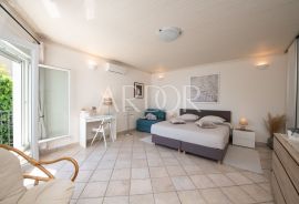 Opatija, apartman 140 m2, Opatija, Flat