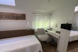 Vila sa pogledom i apartmanima, Opatija, Haus