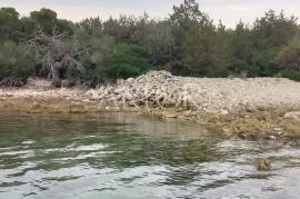 MALI LOŠINJ, NEREZINE, POLJOPRIVREDNO ZEMLJIŠTE, Mali Lošinj, Terrain