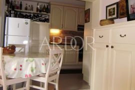 MALI LOŠINJ ARTATORE, 2 APARTMANA sa okućnicom, Mali Lošinj, Daire