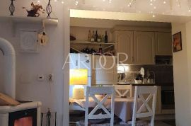 MALI LOŠINJ ARTATORE, 2 APARTMANA sa okućnicom, Mali Lošinj, Appartment