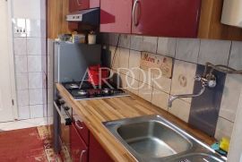 LOŠINJ, adaptirana kuća u staroj jezgri, Mali Lošinj, House