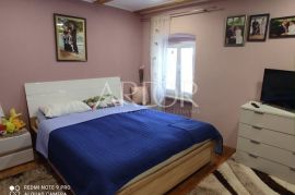 LOŠINJ, adaptirana kuća u staroj jezgri, Mali Lošinj, House