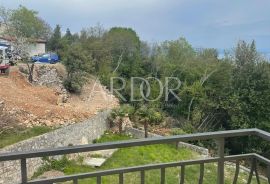 Pobri, samostojeća kuća sa građevinskim terenom od 2500 m2, Opatija - Okolica, Ev