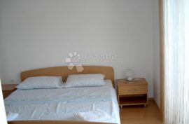 KUĆA S APARTMANIMA BLIZU POREČA, Poreč, Famiglia