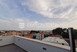 Zadar - Petrići, trosoban penthouse sa krovnom terasom i bazenom 146,19 m2, Zadar, Appartement