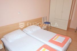 Vila, Istra, Premantura, 13 apartmana sa predivnim pogledom na more, Medulin, Haus