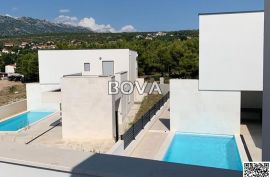 Villa 167 m2 – Rovanjska *Prvi red do mora* (ID-2318), Jasenice, Maison