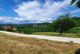 ISTRA, PAZIN - Građevinsko zemljište 1576 m2 s pogledom na jezero i prirodu, Pazin - Okolica, Terra