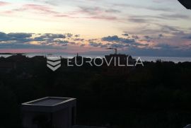 Istra, Peroj, dvosoban stan, pogled na Brijune, NKP 64 m2, Vodnjan, Stan