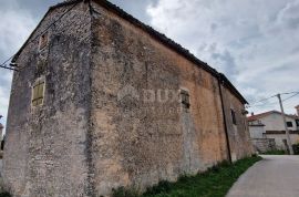 ISTRA, ŽMINJ - Dvojna kuća s pomoćnim objektom u mirnom selu, Žminj, Casa