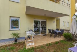 GRAD KRK - Namješteni apartman u prizemlju s okućnicom, Krk, Stan