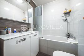 Zagreb, Utrine, izuzetan trosobni stan površine 99.32 m2, Zagreb, Daire