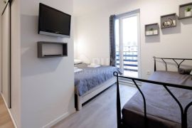 RIJEKA, CENTAR - uhodani apartmani u centru grada, Rijeka, Stan