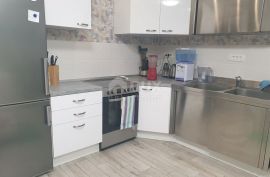 VIŠKOVO, MLADENIĆI 2s+db stan u novijoj zgradi 108m2, Viškovo, Appartment