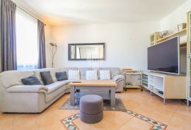 Rovinj, stan na mirnoj i traženoj lokaciji u Rovinju, Rovinj, Flat