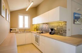 OTOK KRK, MALINSKA - Apartman 4S+DB na 200m od mora, Malinska-Dubašnica, شقة