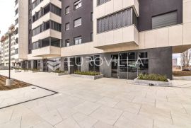 Zagreb, Heinzelova, VMD novogradnja, četverosoban penthouse + 2 GPM, Zagreb, شقة