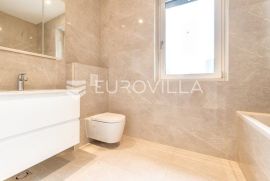 Zagreb, Heinzelova, VMD novogradnja, četverosoban penthouse + 2 GPM, Zagreb, شقة