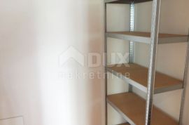 RIJEKA, MLAKA- poslovni prostor 64m2 za zakup/ najam- broj 9, Rijeka, Propiedad comercial