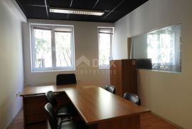 RIJEKA, MLAKA- poslovni prostor 64m2 za zakup/ najam- broj 9, Rijeka, Propiedad comercial