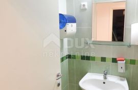 RIJEKA, MLAKA- poslovni prostor 64m2 za zakup/ najam- broj 9, Rijeka, Propiedad comercial