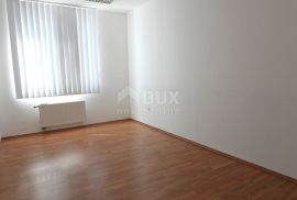 RIJEKA, MLAKA- poslovni prostor 82m2 za zakup/ najam- broj 5, Rijeka, Commercial property