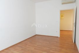 RIJEKA, MLAKA- poslovni prostor 82m2 za zakup/ najam- broj 5, Rijeka, Commercial property