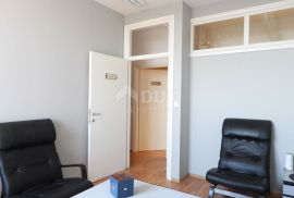 RIJEKA, MLAKA-  poslovni prostor 106m2 za zakup/ najam- broj 11, Rijeka, Poslovni prostor