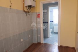 RIJEKA, MLAKA-  poslovni prostor 63 m2 za zakup/ najam - broj 17, Rijeka, Immobili commerciali