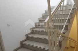 RIJEKA, MLAKA-  poslovni prostor 105m2 za zakup/ najam - broj 18, Rijeka, Poslovni prostor