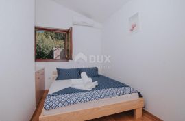 OTOK RAB, PALIT - Moderne vile s apartmanima nedaleko centra, Rab, Haus