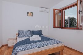 OTOK RAB, PALIT - Moderne vile s apartmanima nedaleko centra, Rab, Haus