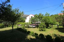 BRIBIR,VINODOLSKA OPĆINA - Kuća sa 4 stana i velikom okućnicom, Vinodolska Općina, Casa