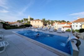 LOŠINJ, HOTEL NA ZAVIDNOJ RAZINI I SAVRŠENOJ LOKACIJI, Mali Lošinj, Commercial property