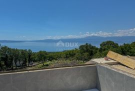 RIJEKA, KOSTRENA – dvije ekskluzivne duplex vile s privatnim bazenom, garažom i panoramskim pogledom na more, Kostrena, House