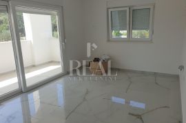 RAB-1S+DB OD 51,5 m2, PARKING, SPREMIŠTE, BLIZINA CENTRA, Rab, Appartamento