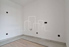 Trosoban stan Otoka novogradnja, Sarajevo Novi Grad, Wohnung