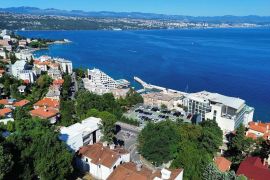 OPATIJA, luksuzan stan s bazenom i okućnicom u novogradnji (S1), Opatija, Appartment