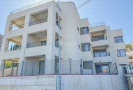 OPATIJA, CENTAR - stan s vrtom u novogradnji u centru Opatije s garažom, pogled na more, Opatija, Appartement