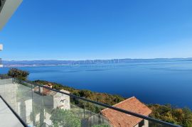 MOŠĆENIČKA DRAGA MODERNA VILA S BAZENOM I PREKRASNIM POGLEDOM NA MORE, Mošćenička Draga, Σπίτι