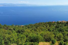 LOVRAN - okolica, zemljište s pogledom na more i građevinskom dozvolom za vilu, Lovran, Terreno