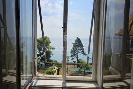 OPATIJA - VOLOSKO, luksuzan stan 118 m2 prvi red do mora, Opatija, Apartamento