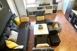 Umag-okolica, stan na TOP lokaciji 200 m od mora, Umag, Appartement