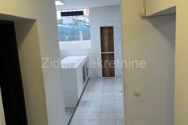 Voždovac, Vojvode Stepe, izdavanje lokala 85m2, Voždovac, Gewerbeimmobilie