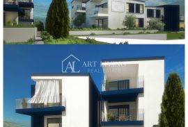 Istra, Umag, okolica - luksuzan stan na izvrsnoj lokaciji, 300 m od mora, Umag, Appartment