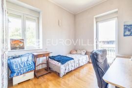 Zagreb, Centar, blizina Botaničkog vrta, prekrasan četverosoban stan 132 m2, Zagreb, Apartamento